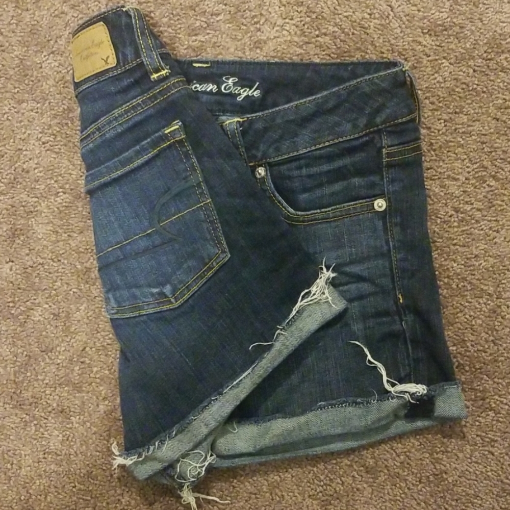 AMERICAN EAGLE jean shorts